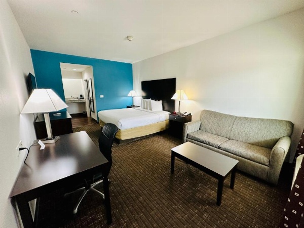 Lonestar Inn image 13